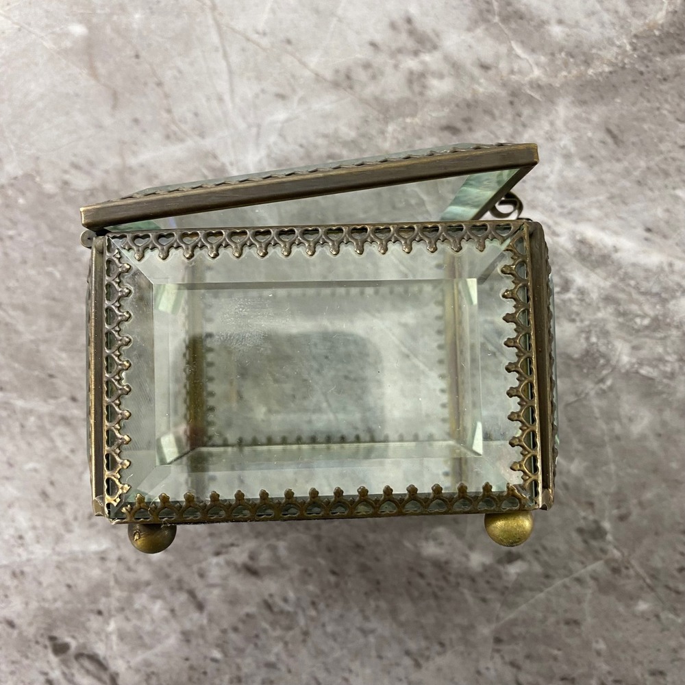Nicoleā Miller Home Beveled Glass Jewelry Box Brass Filigree Heart Trim Square - Picture 5 of 13